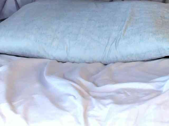 Mollys-Charm777 webcam