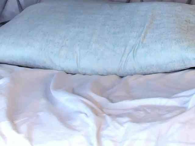 Mollys-Charm777 webcam