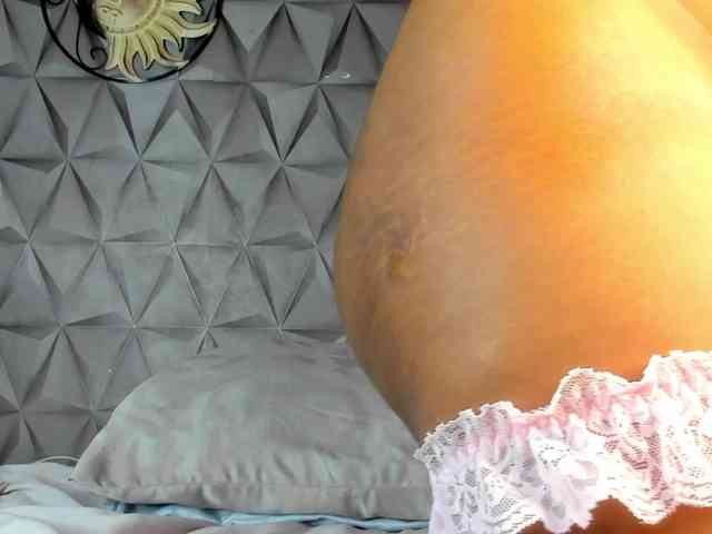 Mollys-Charm777 webcam