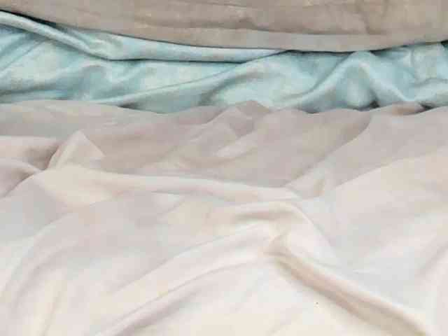 Mollys-Charm777 webcam