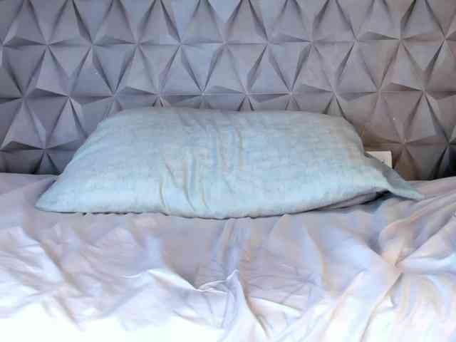 Mollys-Charm777 webcam