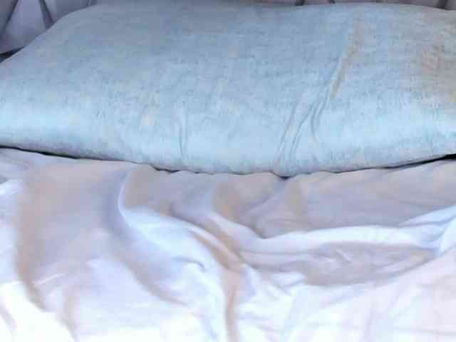 Mollys-Charm777 webcam