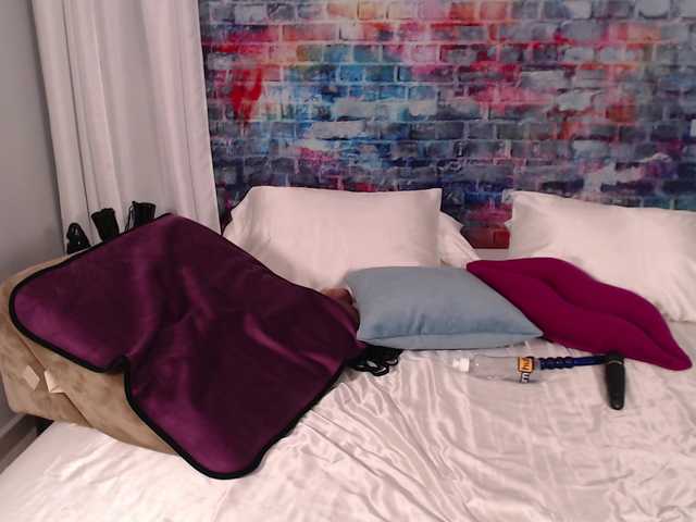  FeliciaHardon1 chat room