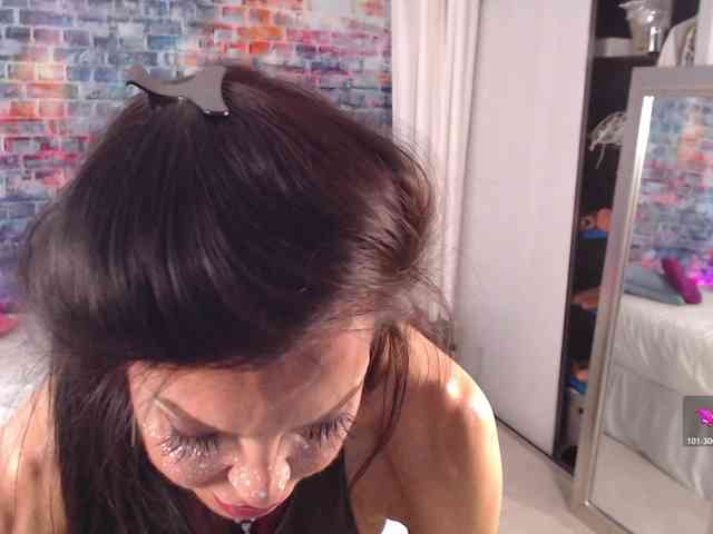 FeliciaHardon1 webcam