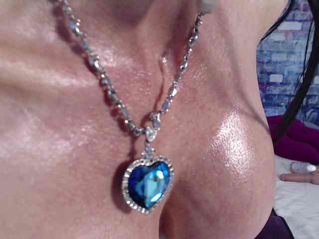 FeliciaHardon1 webcam