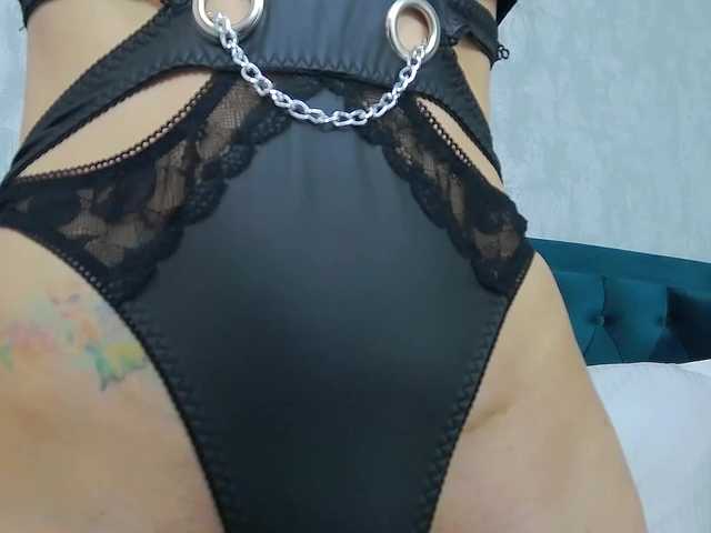 NataliaCristal's BongaCams show and profile