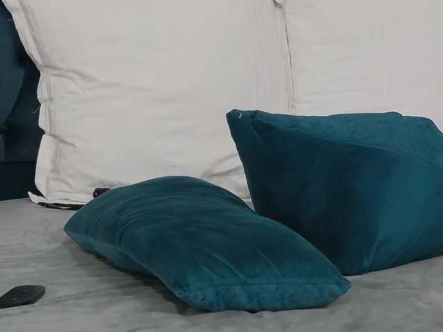 NataliaCristal's BongaCams show and profile