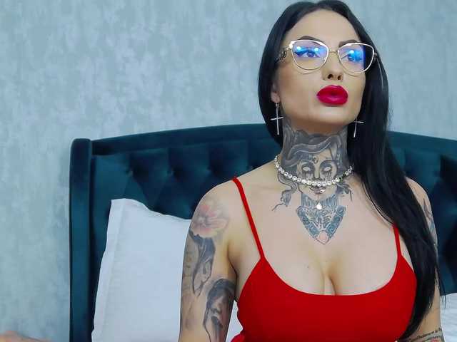 NataliaCristal's BongaCams show and profile