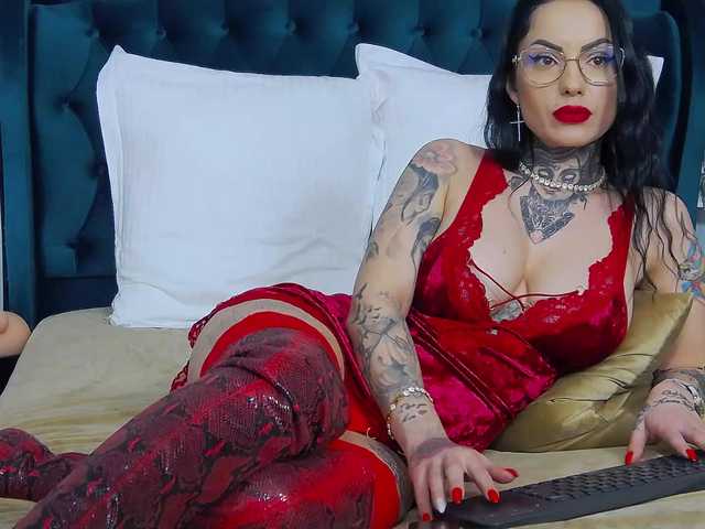 NataliaCristal's BongaCams show and profile