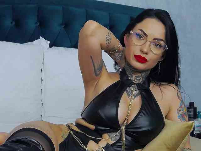 NataliaCristal Live Webcam on BongaCams