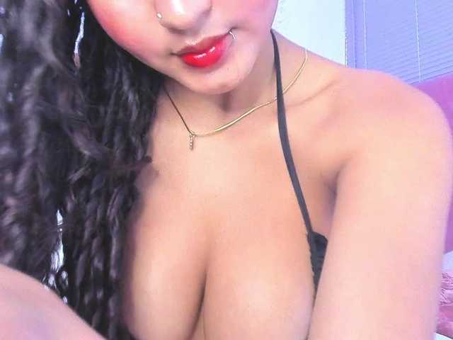  quianna-1 chat room