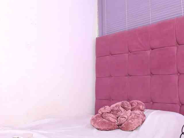quianna-1 webcam