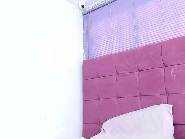quianna-1 webcam