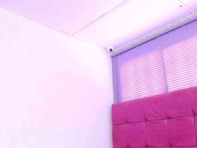 quianna-1 webcam
