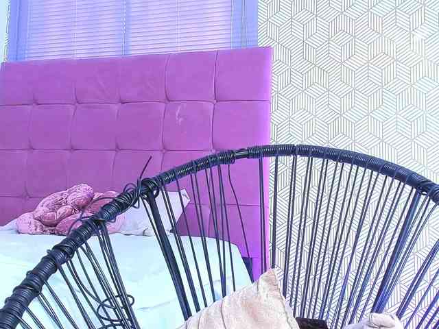 quianna-1 webcam