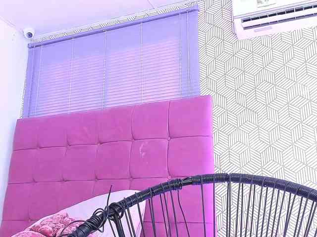 quianna-1 webcam