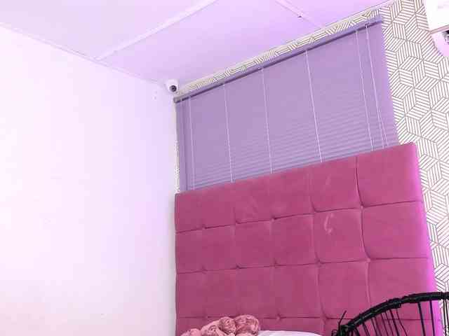 quianna-1 webcam