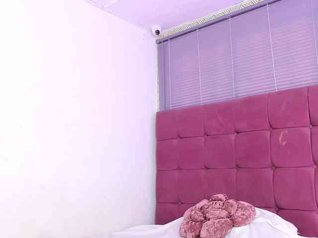 quianna-1 webcam