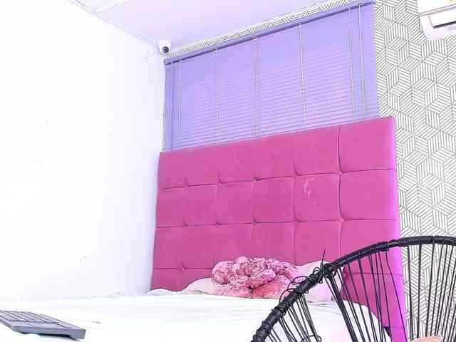 quianna-1 webcam