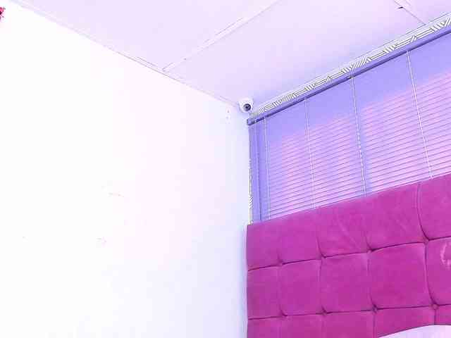 quianna-1 webcam