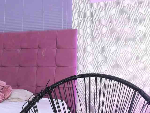 quianna-1 webcam