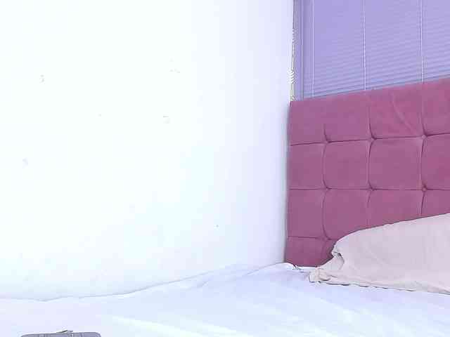 quianna-1 webcam