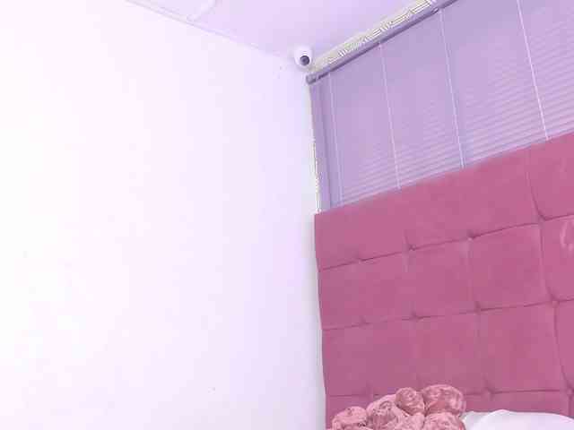 quianna-1 webcam