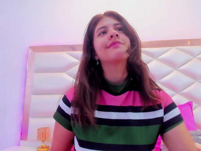  miaqueen021 chat room