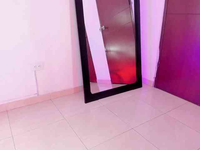 miaqueen021 webcam