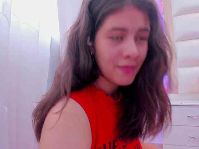 miaqueen021 webcam