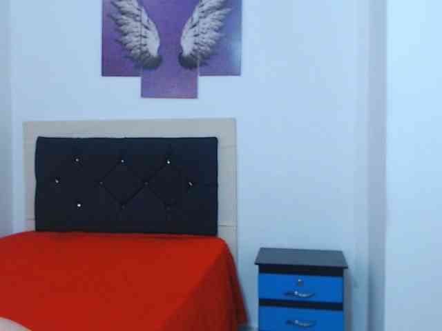 ariellth webcam