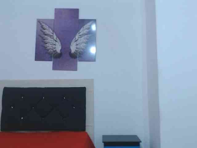 ariellth webcam
