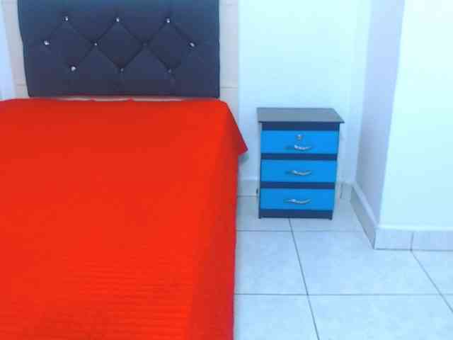 ariellth webcam