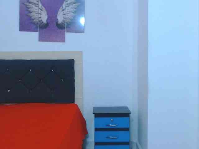 ariellth webcam