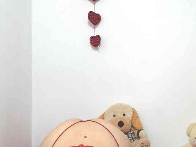 free nude cam Ariellth