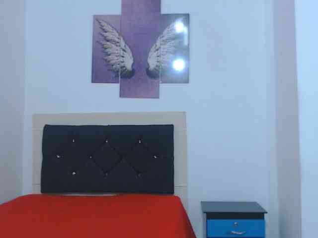 ariellth webcam
