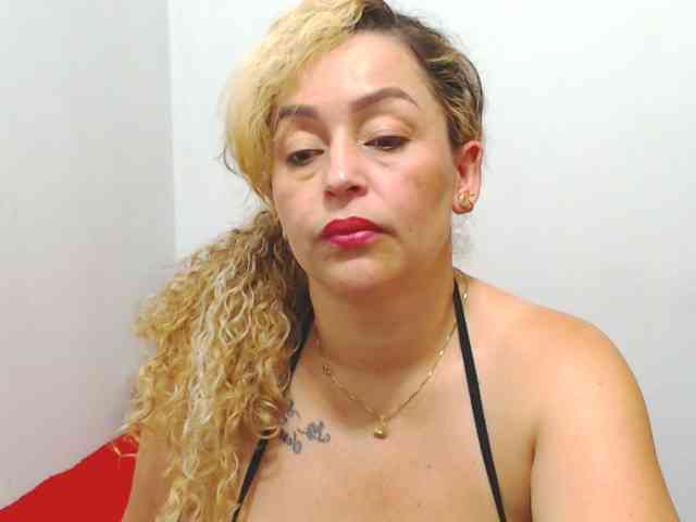 random chatroom Ariellth