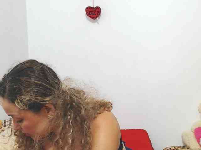 ariellth webcam