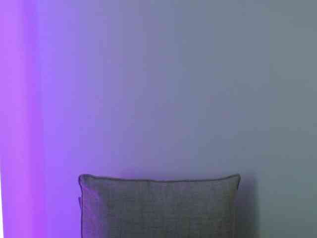 AuroraKiss webcam