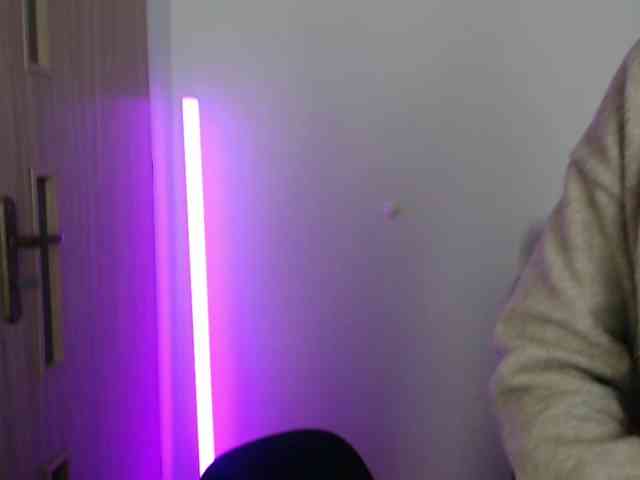 AuroraKiss webcam