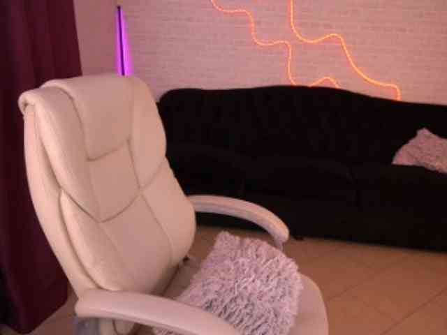 LiliyaMoon webcam