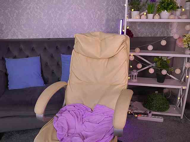 LiliyaMoon webcam