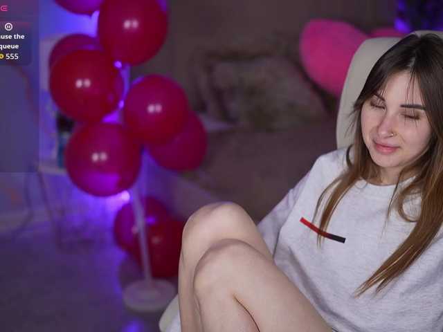 JennyLuv's BongaCams show and profile