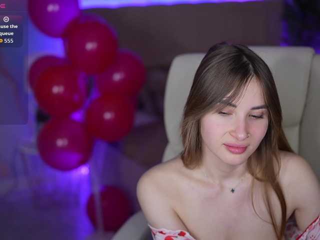 JennyLuv's BongaCams show and profile