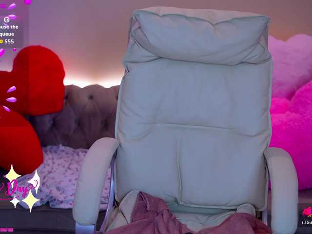 LovelyyBell's BongaCams show and profile