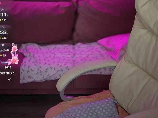 LovelyyBell webcam