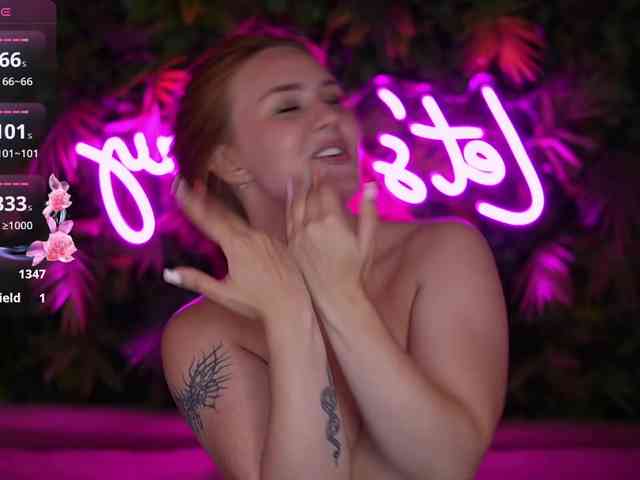 LovelyyBell webcam