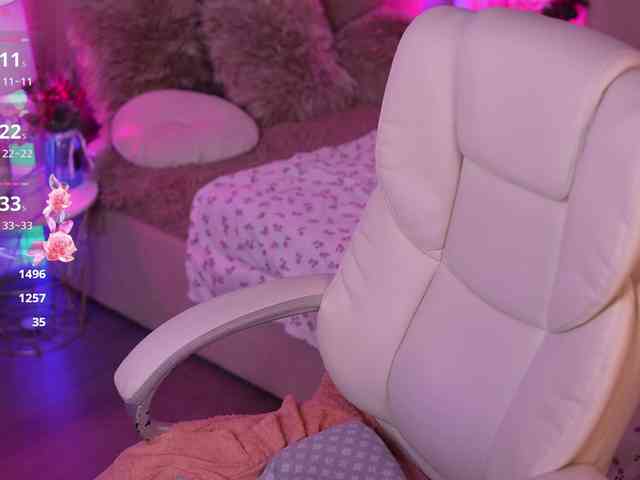 LovelyyBell webcam