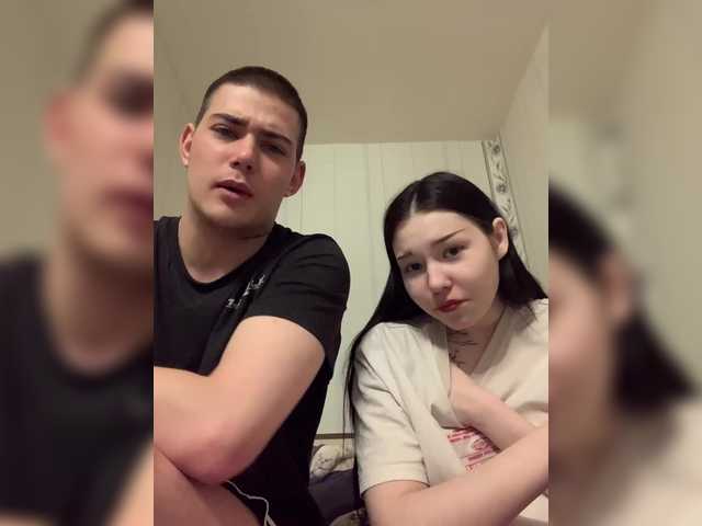 TUYA2's BongaCams show and profile