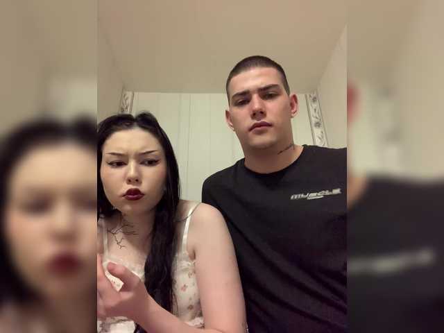 TUYA2's BongaCams profile